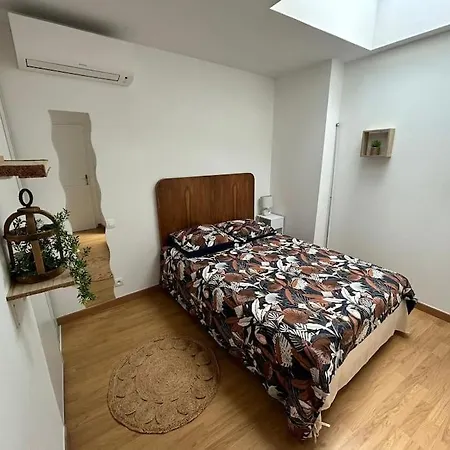 2 Climatisé Plein Centre Et Parking *